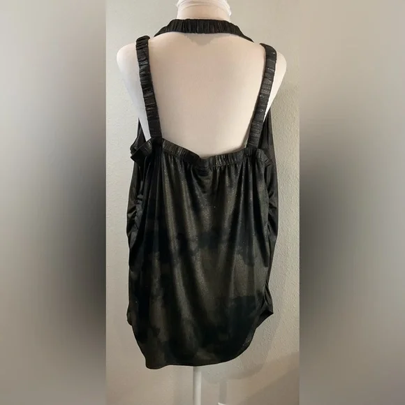 Torrid Draped Tank Top in Black with Subtle Gold Metallic Design - Picture 4 of 12